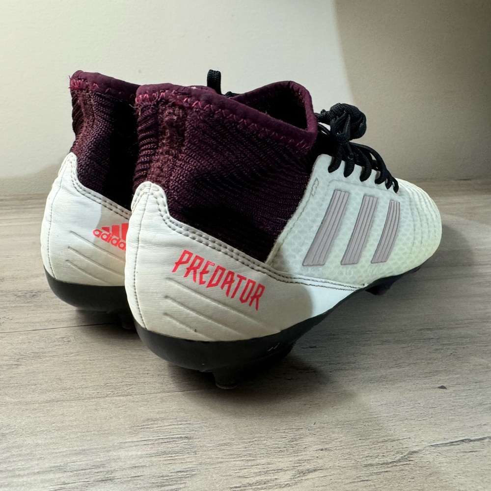 ADIDAS Predator Women’s Soccer Cleats Sz 7 - Picture 8 of 10